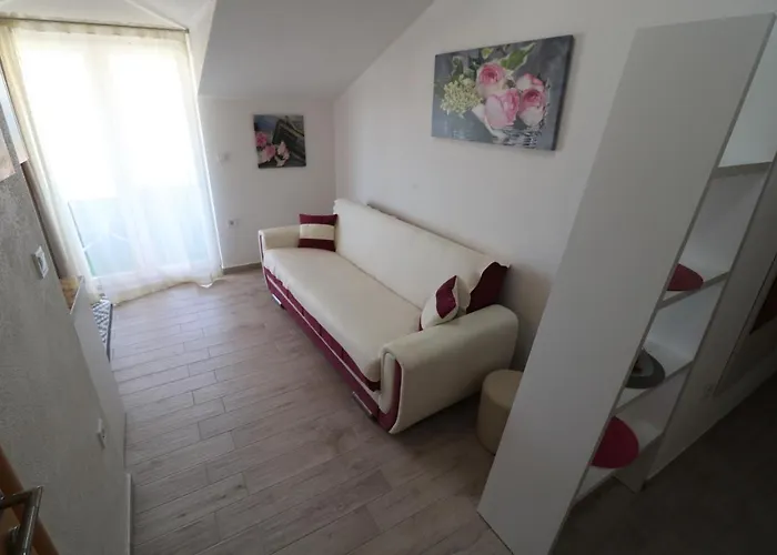 아파트 Bilokapic 프리모스턴