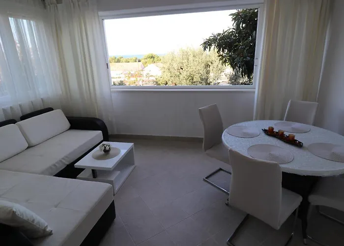 아파트 Bilokapic 프리모스턴